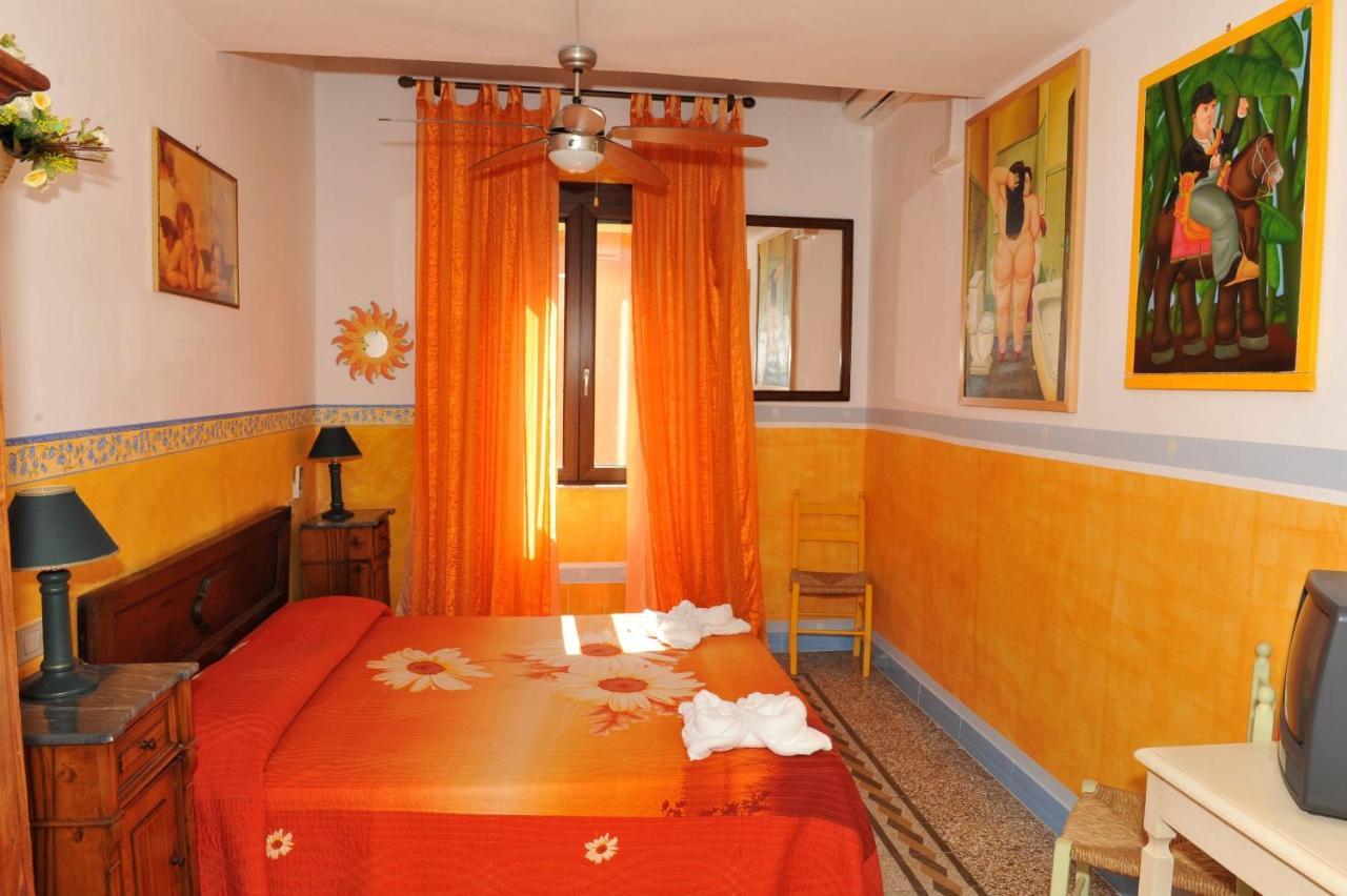 Tony And Judy Bed & Breakfast Orbetello